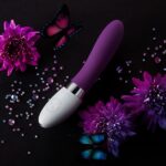 Sextoy LELO Thụy Điển mát xa Liv2 CG9900