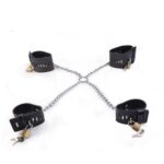 Còng tay chân CBD545