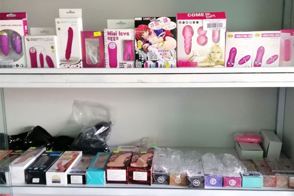 <span class='marker'>shop</span> MoonPerfume chuyên đồ chơi <span class='marker'>dục tình</span> chất lượng <span class='marker'>cửa hàng</span> MoonPerfume chuyên đồ chơi <span class='marker'>dục tình</span> chất lượng