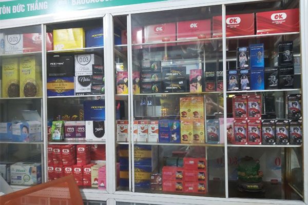 <span class='marker'>shop</span> Cô Bé Vàng là địa chỉ mua bao cao su ở Đồng Hới <span class='marker'>shop</span> Cô Bé Vàng là địa chỉ mua bao cao su ở Đồng Hới