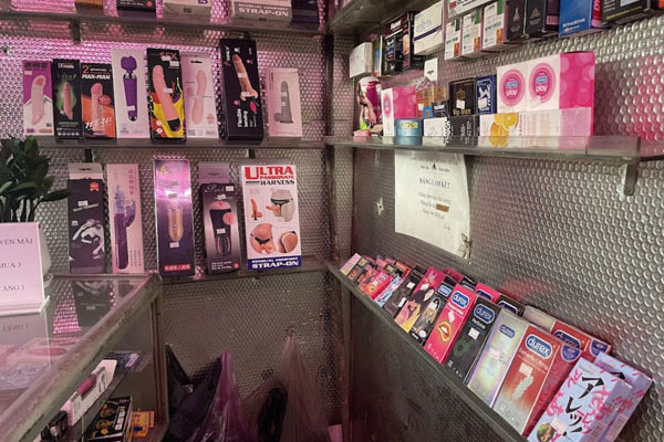 <span class='marker'>shop</span> bao cao su người <span class='marker'>to</span> Đà Lạt