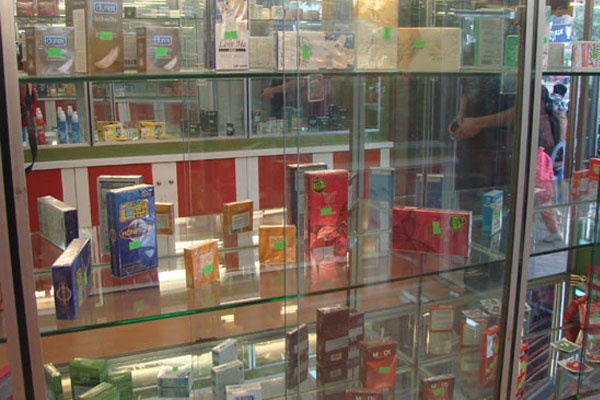 cửa hàng bao cao su